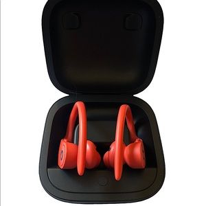 Beats by Dr. Dre Powerbeats Pro totally wireless in Lava Red